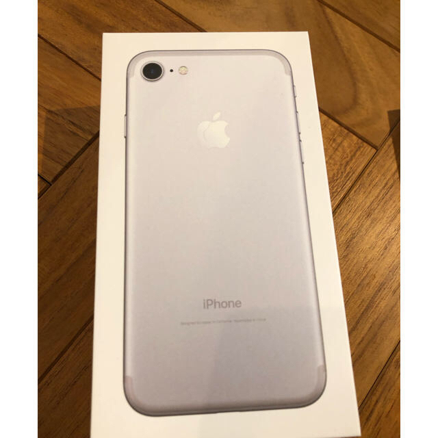 Apple - 【YUMINAさま専用】iphone7 32GB  silver
