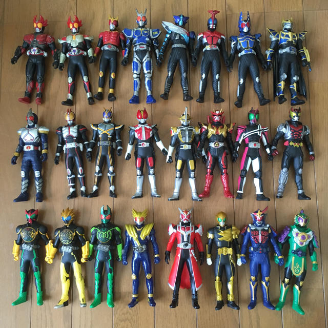 仮面ライダーフィギュアまとめ売り - 特撮