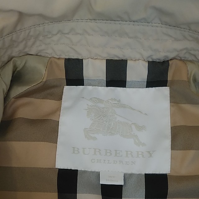 BURBERRY(バーバリー)のBURBERRY　スプリングコート キッズ/ベビー/マタニティのキッズ服女の子用(90cm~)(コート)の商品写真