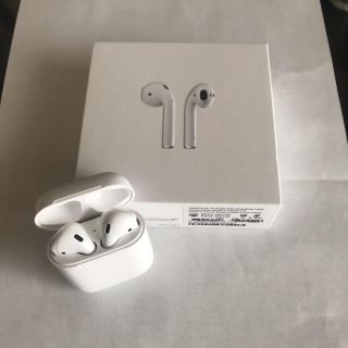 アップル(Apple)のAirPods  初代(ヘッドフォン/イヤフォン)