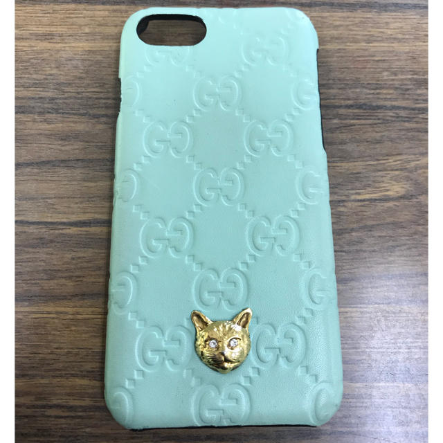 Gucci(グッチ)のGUCCI iPhoneケース キャット 日本限定カラー スマホ/家電/カメラのスマホアクセサリー(iPhoneケース)の商品写真