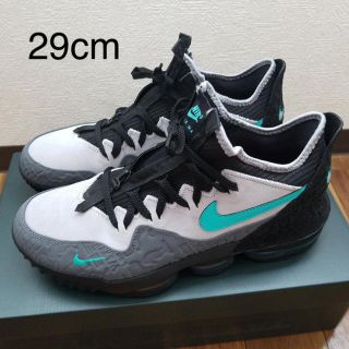 アトモス(atmos)の土日限定値下げATMOS × NIKE LEBRON 16 CLEAR JADE(スニーカー)