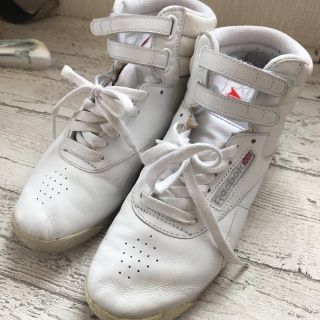 リーボック(Reebok)のリーボックスニーカー クラシック 23.5センチ(スニーカー)