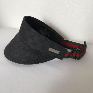 グッチ(Gucci)のグッチ サンバイザー ブラック 黒 美品☆モノグラム(キャップ)