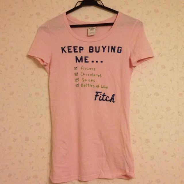 Abercrombie&Fitch(アバクロンビーアンドフィッチ)のアバクロ Tシャツ レディースのトップス(Tシャツ(半袖/袖なし))の商品写真