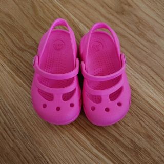 クロックス(crocs)のクロックス ピンク サイズ6(サンダル)