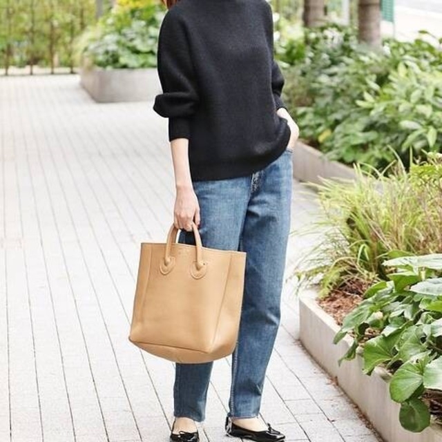 YOUNG OLSEN レザートートバッグ