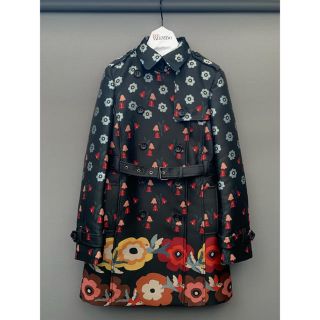 ヴァレンティノ(VALENTINO)のRED Valentino 🌺🐦🌼 スーパーレア トレンチコート !(トレンチコート)