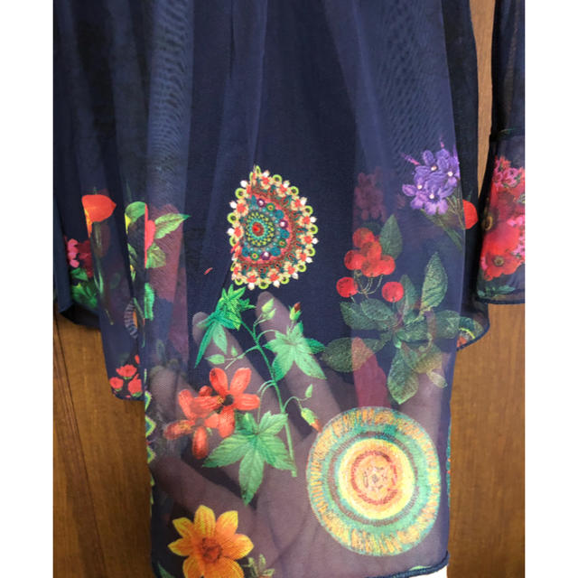 DESIGUAL(デシグアル)のデシグアルの裾花柄シフォンブラウス✨ふんわりAライン レディースのトップス(シャツ/ブラウス(長袖/七分))の商品写真