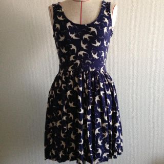 ザラ(ZARA)のツバメ柄☆ストレッチワンピース(ミニワンピース)