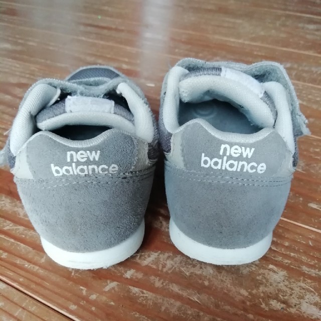 New Balance(ニューバランス)のニューバランス　キッズスニーカー キッズ/ベビー/マタニティのキッズ靴/シューズ(15cm~)(スニーカー)の商品写真