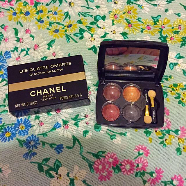 CHANEL(シャネル)のCHANEL Compact❤️ コスメ/美容のコスメ/美容 その他(その他)の商品写真