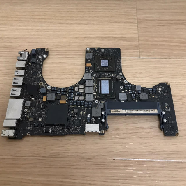 Macbook pro 15インチ 2011 ロジックボード ジャンク