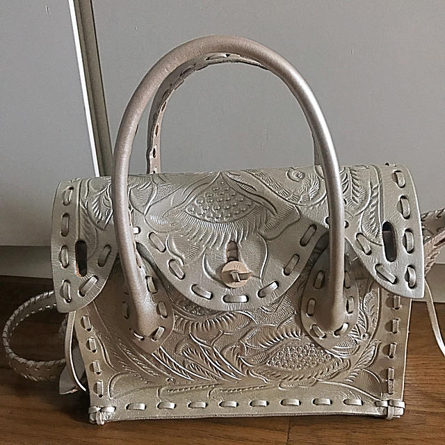 グレースコンチネンタルカ一ビングショルダーバッグ - cabager.com