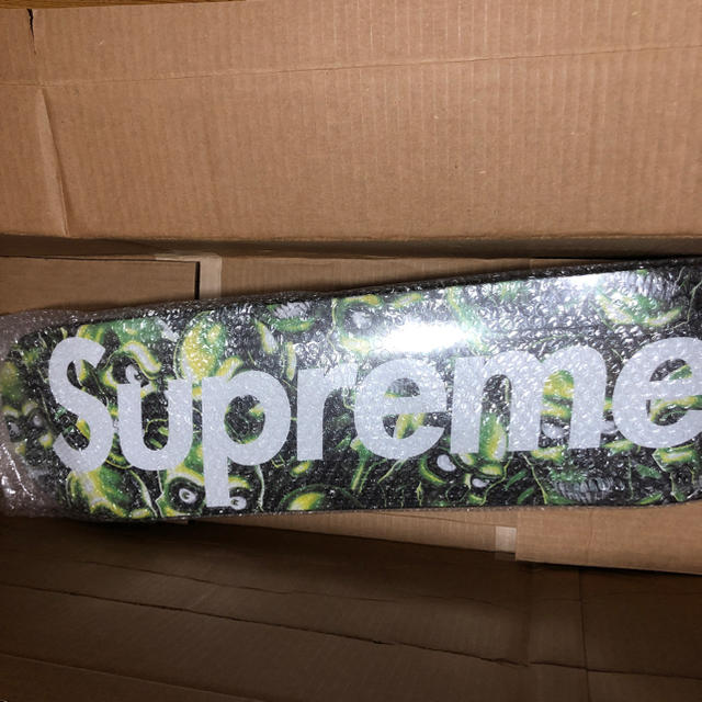 Supreme skull pile skateboard deck