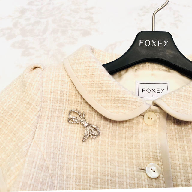 FOXEY(フォクシー)のFOXEY フレンチツイスト ツイードスーツ38 レディースのフォーマル/ドレス(スーツ)の商品写真