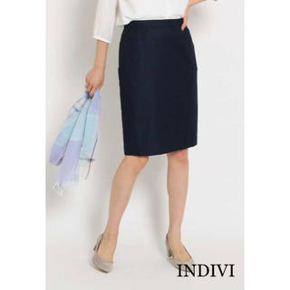 インディヴィ(INDIVI)のリサさん専用❥新品未使用 INDIVI リニータイト スカート❥(ひざ丈スカート)