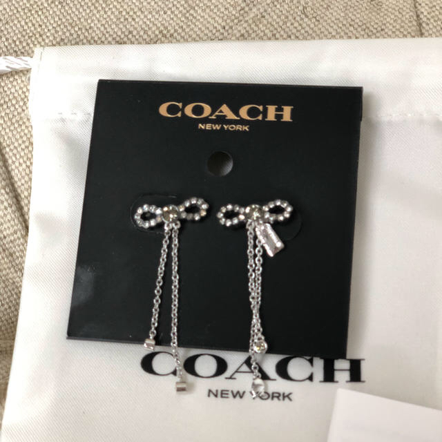 COACH コーチ ピアス 揺れるりぼん シルバー