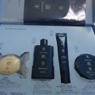 コーセー(KOSE)の新入荷　コーセー米肌肌潤14日トライアルｘ2個(サンプル/トライアルキット)
