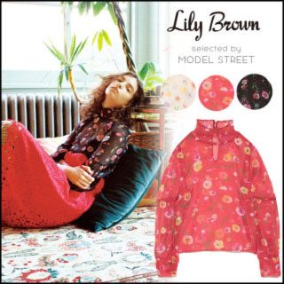 リリーブラウン(Lily Brown)の新品リリーブラウン★花柄シフォンブラウス(シャツ/ブラウス(長袖/七分))