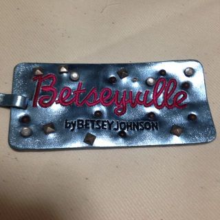 ベッツィジョンソン(BETSEY JOHNSON)のBetseyulle☆タグのみ(ショルダーバッグ)