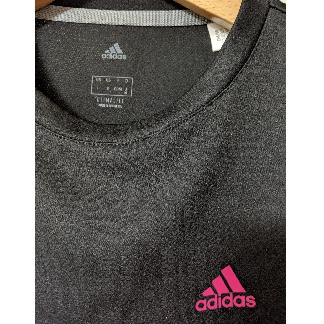 adidas(アディダス)の【さき様専用】adidas スポーツウェア　Tシャツ　黒 スポーツ/アウトドアのランニング(ウェア)の商品写真