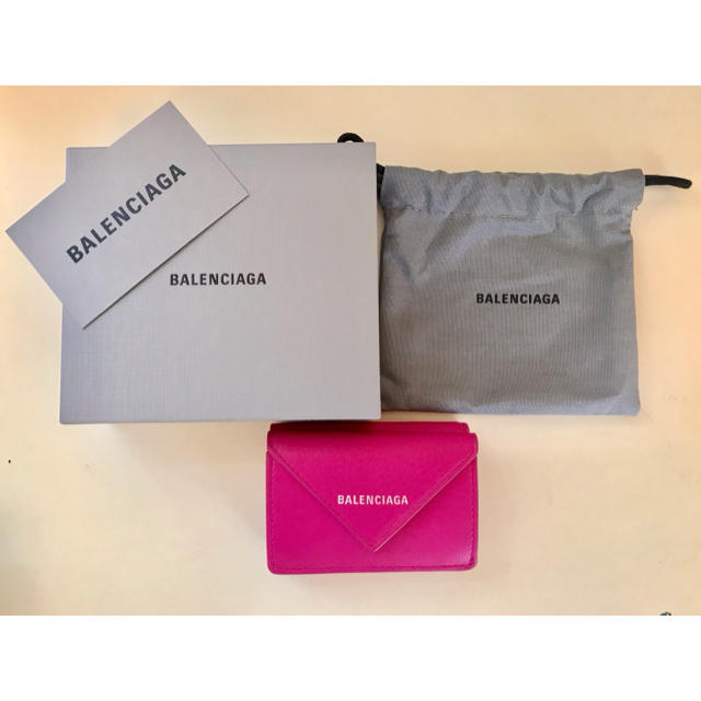 Balenciaga(バレンシアガ)の【新品】希少 バレンシアガ ペーパーミニウォレット ピンク レディースのファッション小物(財布)の商品写真