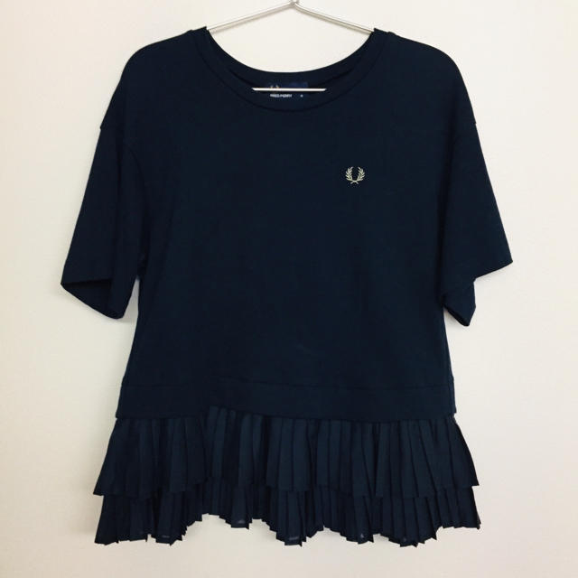 MUVEIL×FRED PERRYプリーツシフォンT