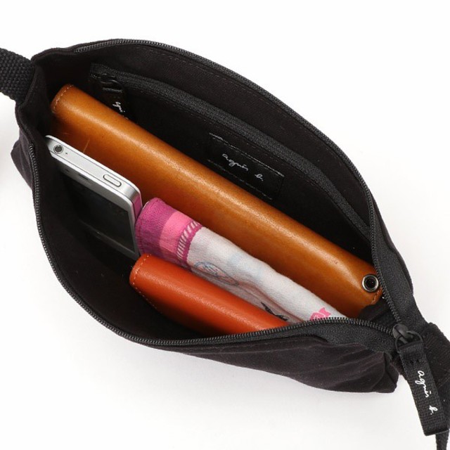 agnes b.(アニエスベー)の新品 アニエスベー ロゴサコッシュ 黒 レディースのバッグ(ショルダーバッグ)の商品写真