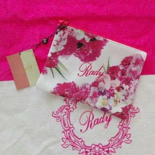 レディー(Rady)のRady フローラルブーケ　メッシュトラベルポーチ　Sサイズ(ポーチ)