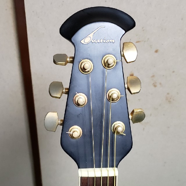 エレアコ　Ovation Celebrity CS247レフティ