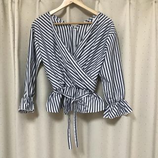 ミスティウーマン(mysty woman)の【ほぼ未使用】 mysty womanカシュクールブラウス♡(シャツ/ブラウス(長袖/七分))