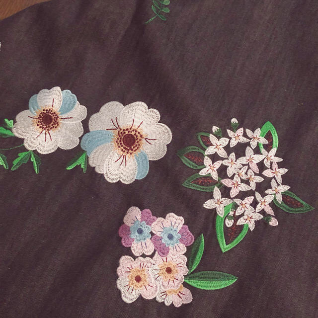 chesty デニム刺繍ジャンパースカート