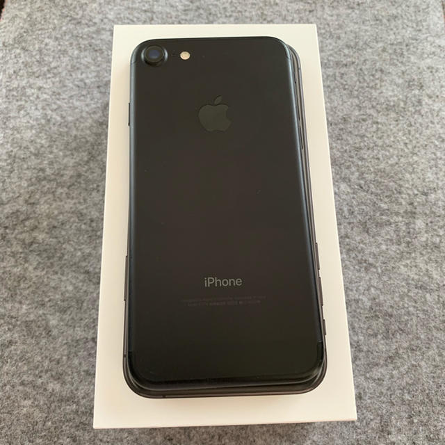 iPhone 7 Black 128GB SIMフリー