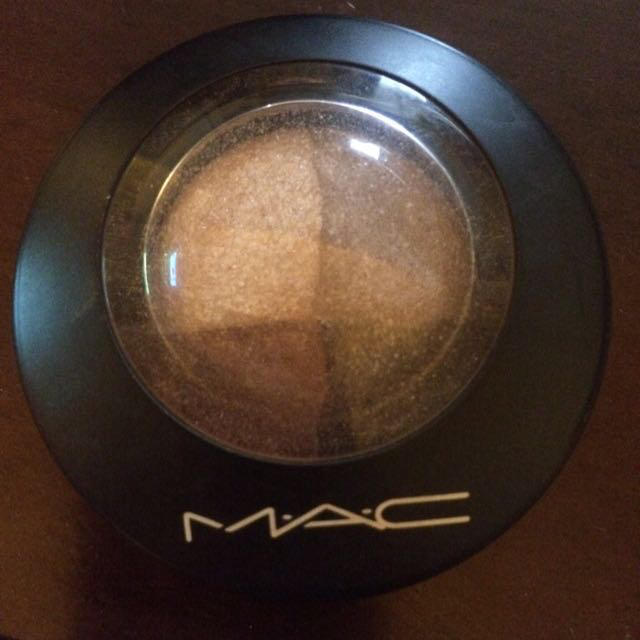 MAC(マック)のmac ソウルトライブ コスメ/美容のベースメイク/化粧品(アイシャドウ)の商品写真