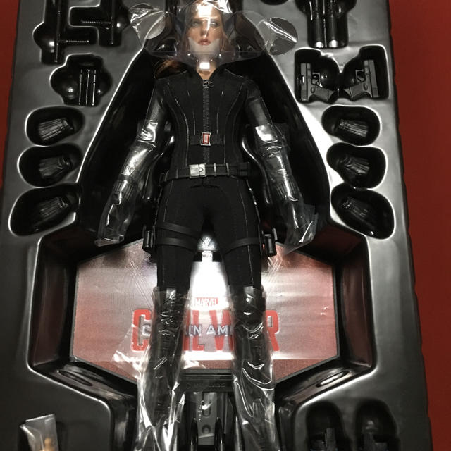 ホットトイズ1/6キャプテンアメリカ/シビルウォー ブラック ホットトイズ1/6キャプテンアメリカ/シビルウォー ブラック
