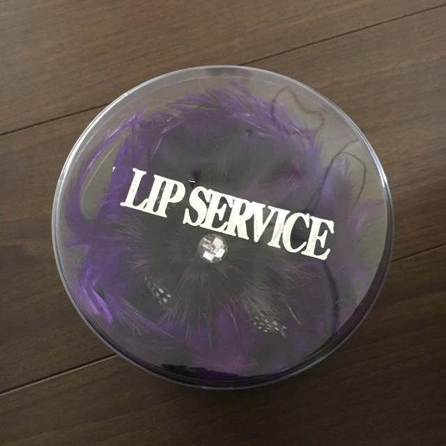 LIP SERVICE(リップサービス)のリップサービス ブローチ コサージュ パープル 羽 振袖 成人式 パーティー レディースのアクセサリー(ブローチ/コサージュ)の商品写真