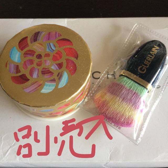 GUERLAIN(ゲラン)のりりぃ様専用新品GUERLAIN/ゲラン メテオリット ビーユ フェイスパウダー コスメ/美容のベースメイク/化粧品(フェイスパウダー)の商品写真