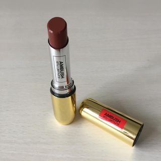 シュウウエムラ(shu uemura)の新品未使用 口紅 shu uemura AMBUSH フリーダム(口紅)