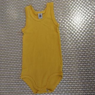 プチバトー(PETIT BATEAU)のプチバトー　袖なし　80cm　黄色(ロンパース)