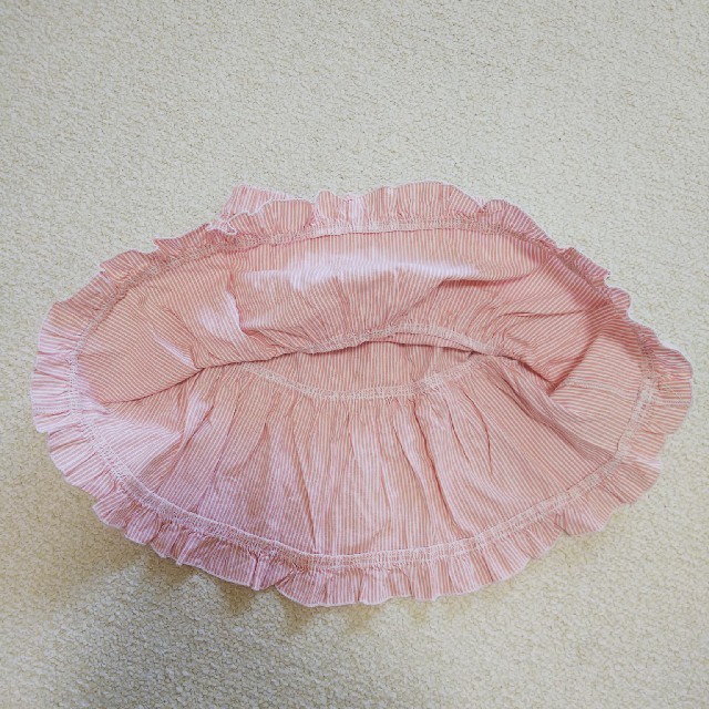 GU(ジーユー)のGU フリルスカート 120㎝ キッズ/ベビー/マタニティのキッズ服女の子用(90cm~)(スカート)の商品写真