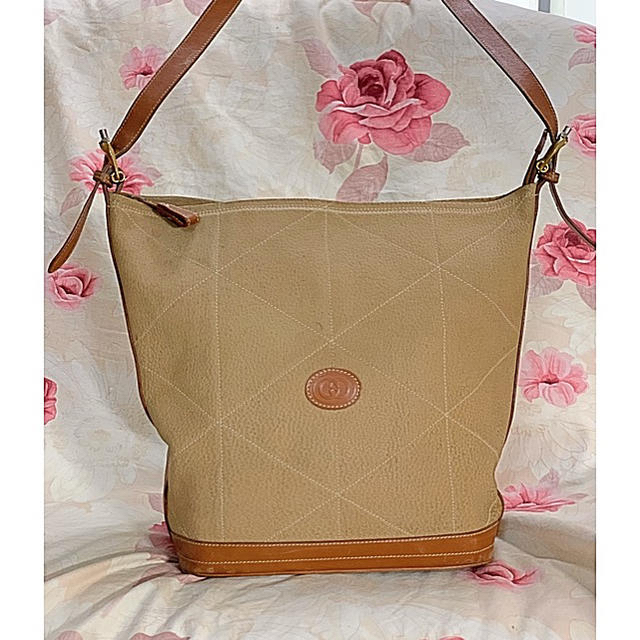 Gucci(グッチ)のyOrU♡様専用　OLD GUCCI レザーコンビトートバック レディースのバッグ(トートバッグ)の商品写真