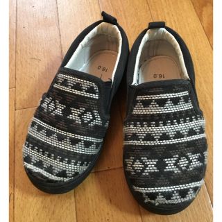 ヴァンズ(VANS)の美品！黒シルバー系カッコいい刺繍柄スリッポンスニーカー！16センチ！(スニーカー)