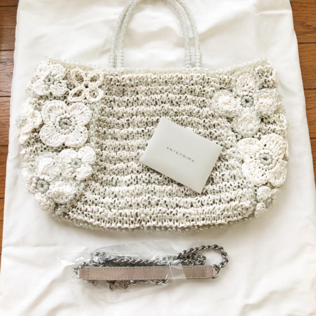 ANTEPRIMA(アンテプリマ)のアンテプリマ ラフィアピッツォ オーロラホワイト レディースのバッグ(ハンドバッグ)の商品写真