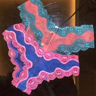 ヴィクトリアズシークレット(Victoria's Secret)のVS レースショーツ2枚セット♡xs(ショーツ)