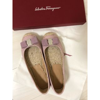 フェラガモ(Ferragamo)の☆じょむ様専用☆ フェラガモ フラット シューズ(バレエシューズ)