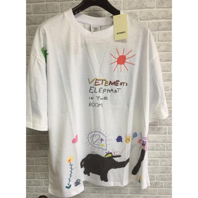 新品 ヴェトモン Tシャツ vetements 半袖Tshirt Lの通販 by セレクトショップ｜ラクマ