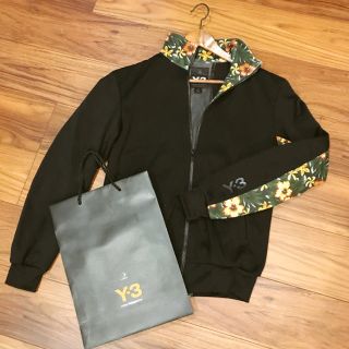 ワイスリー(Y-3)のy3 ハイビスカス ブルゾン(パーカー)