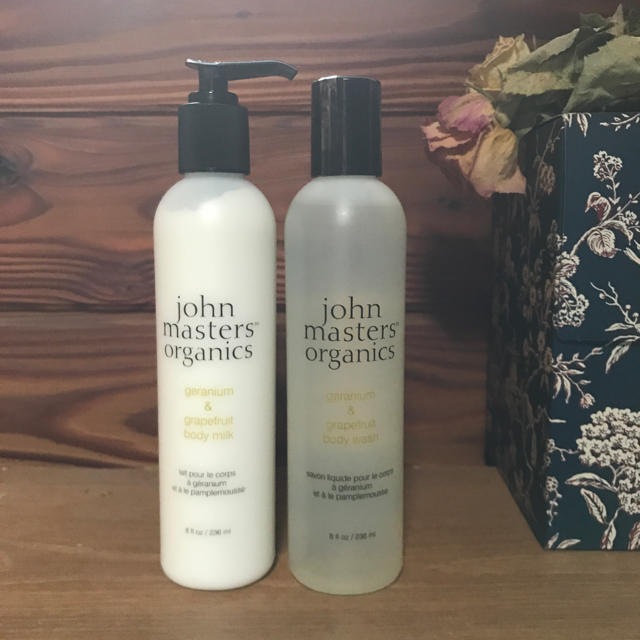 John Masters Organics(ジョンマスターオーガニック)のjohn masters organics  ボディミルクのみ コスメ/美容のボディケア(ボディローション/ミルク)の商品写真