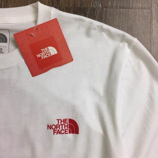 THE NORTH FACE(ザノースフェイス)のノースフェイス 長袖Tシャツ 1966 バックプリント(XXL)白 180902 メンズのトップス(Tシャツ/カットソー(七分/長袖))の商品写真